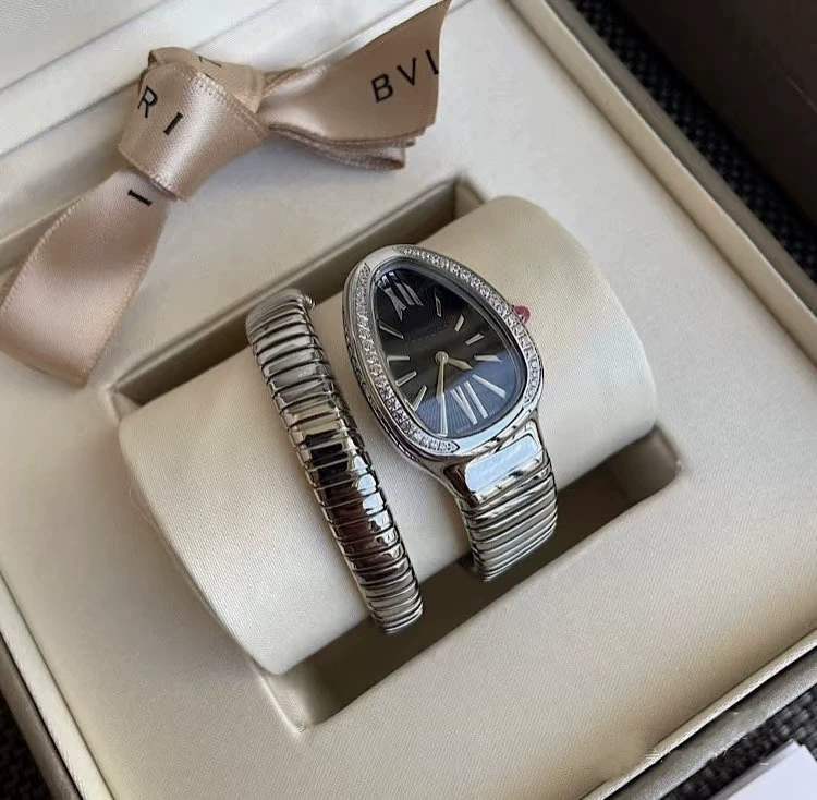 Bvlgari Serpenti 32